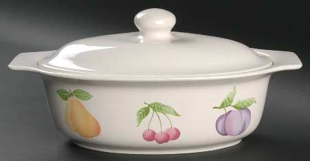 Hopscotch (Fruit) 1.25 Qt Oval Covered Casserole