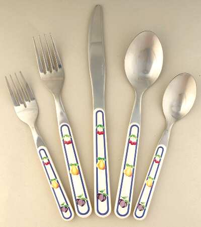 Hopscotch (Fruit) 20-Piece Flatware Set (4 5-Piece Place Settings)