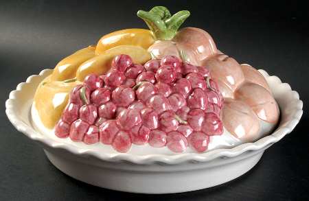 Hopscotch (Fruit) Pie Plate Safe with Ceramic Lid