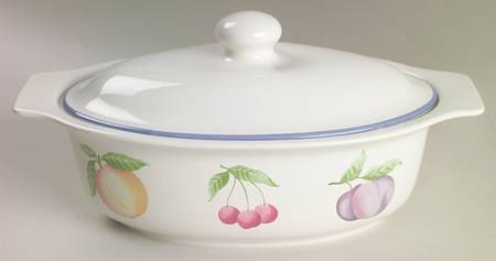 Hopscotch (Fruit) 1.25 Quart Oval Covered Casserole