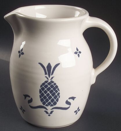 Hospitality 64 Oz Pitcher