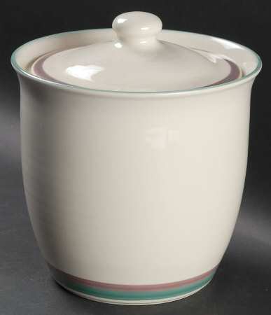 Juniper Medium Canister & Lid