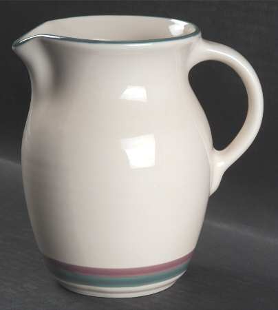 Juniper 32 Oz Pitcher