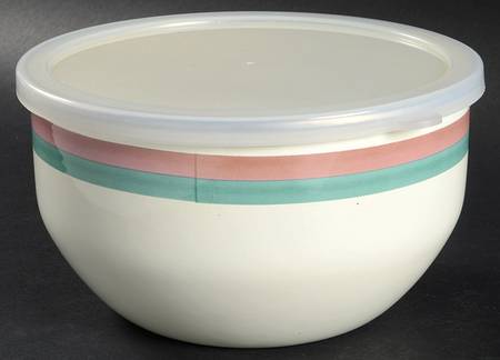 Juniper 7" Metal Bowl & Plastic Lid