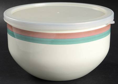 Juniper 7 3/4" Metal Bowl W/Plastic Lid
