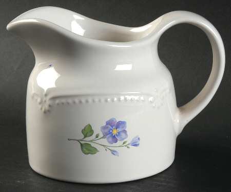 Laralynn Gravy Boat
