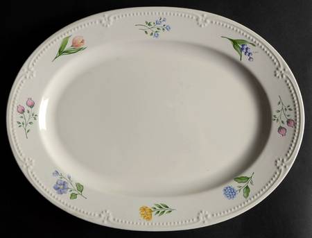 Laralynn 14" Oval Serving Platter