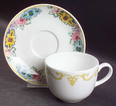 Madelaine Flat Cup & Saucer Set
