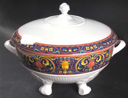 Mazarine Round Covered Vegetable