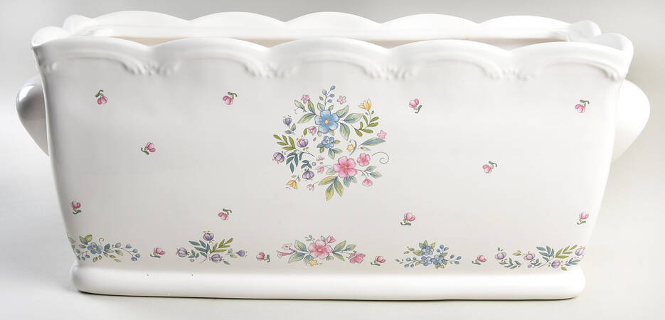 Meadow Lane Bread Box No Lid by Pfaltzgraff