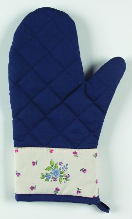 Meadow Lane Cloth Oven Mitt