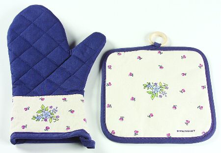 Meadow Lane Cloth Oven Mitt and Potholder Set
