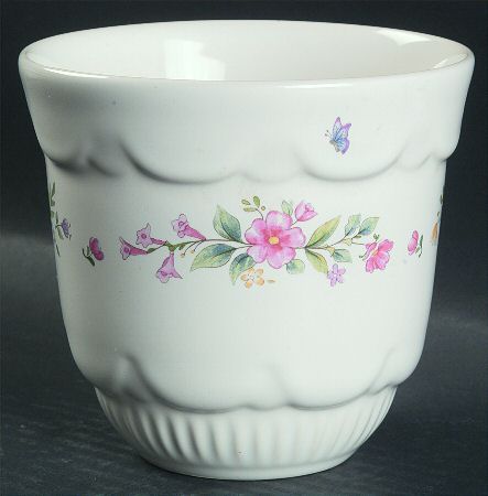 Meadow Lane 4" Flower Pot