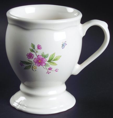 Meadow Lane Pedestal Mug