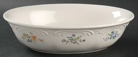 Meadow Lane 10" Oval Baker