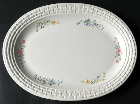 Meadow Lane 14" Oval Basketweave Serving Platter by Pfaltzgraff