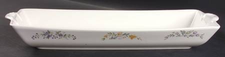 Meadow Lane 16" Bread Basket by Pfaltzgraff