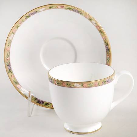 Minuet Footed Cup & Saucer Set