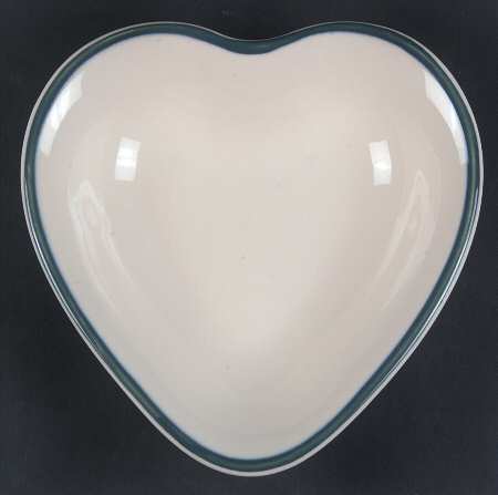 Mountain Shadow Heart Shaped Dish