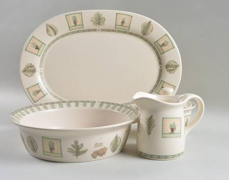 Naturewood 5 Piece Hostess Set