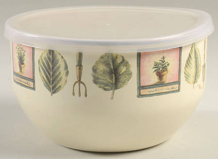 Naturewood 6 7/8" Metal Bowl W/Plastic Lid