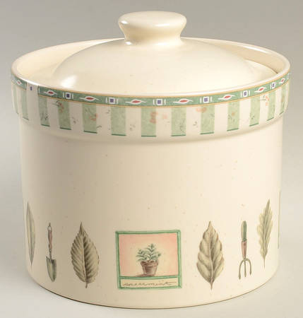 Naturewood Small Canister & Lid