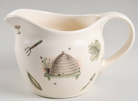 Naturewood 40 Oz Pitcher
