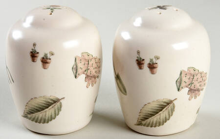 Naturewood Salt & Pepper Set by Pfaltzgraff