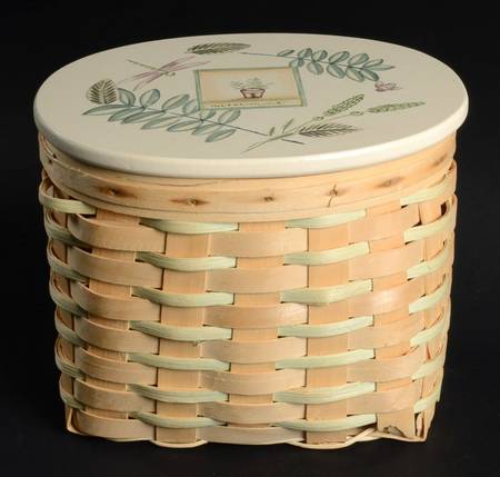 Naturewood Lattice Basket and Lid