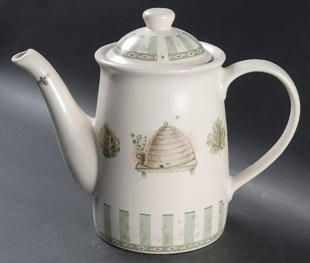 Naturewood Coffee Pot & Lid by Pfaltzgraff