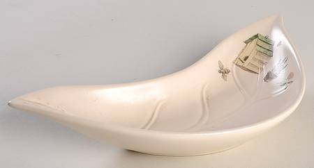 Naturewood 9" Leaf Dish