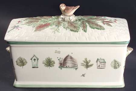 Naturewood Bread Box & Lid by Pfaltzgraff