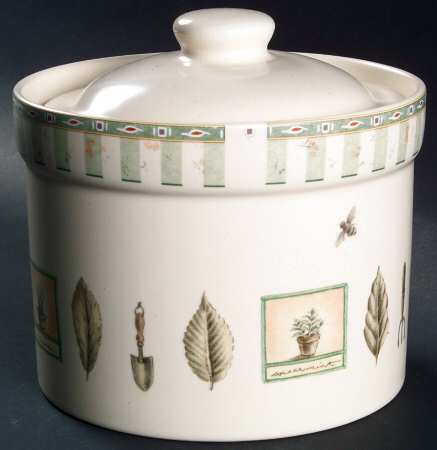 Naturewood Coffee Filter Holder with Lid