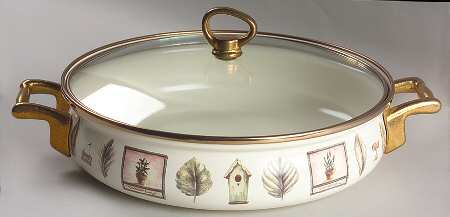 Naturewood 2.5 Quart Metal Round Covered Casserole