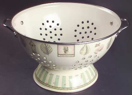 Naturewood 5 Quart Metal Colander by Pfaltzgraff