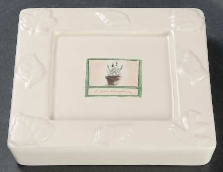 Naturewood Soap Dish by Pfaltzgraff