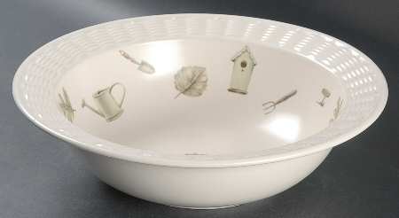 Naturewood Serving Bowl with Wicker Trim