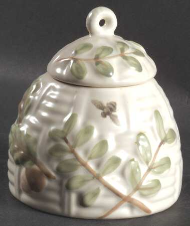 Naturewood Child's Sugar Bowl & Lid