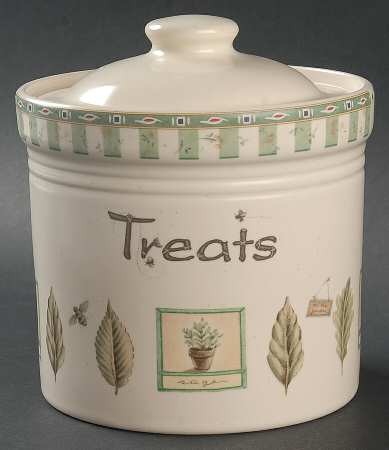 Naturewood Treat Jar & Lid by Pfaltzgraff