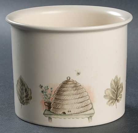 Naturewood Commemorative Gadget Crock