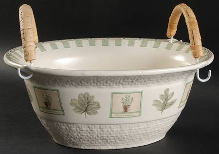 Naturewood Wicker Handled Basket