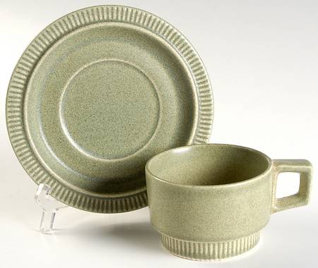 Nordic Green Flat Cup & Saucer Set