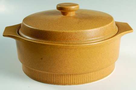 Nordic Gold Round Covered Vegetable