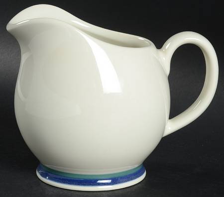 Northwinds Large Gravy Boat/Pitcher