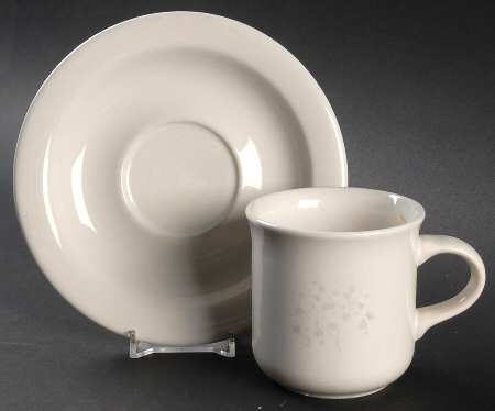 Nuance Flat Cup & Saucer Set