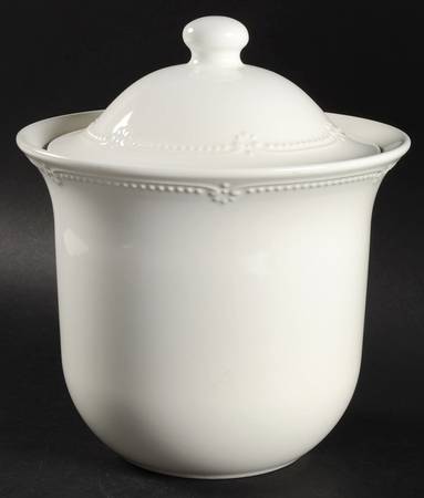 Pearl Brocade Medium Canister & Lid