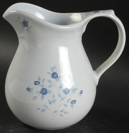 Poetry Glossy 32 Oz Pitcher