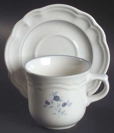 Poetry Glossy Flat Cup & Saucer Set