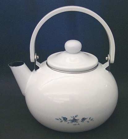 Poetry Glossy Metal Kettle & Lid