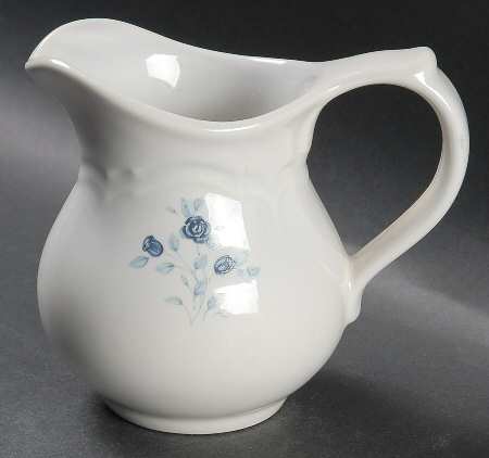 Poetry Glossy Creamer